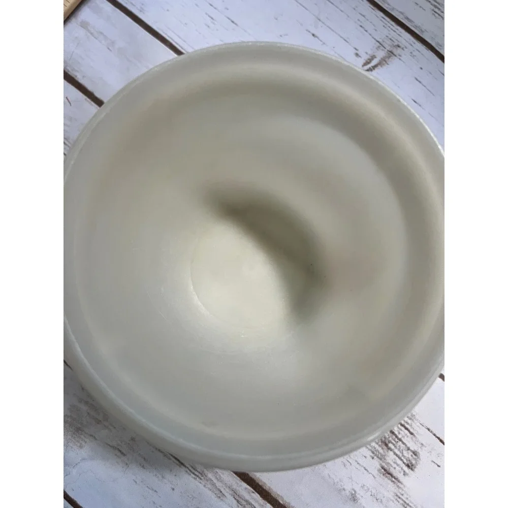 Tupperware Mixing Bowl White Vintage Plastic Round NO LID Small 5 inch